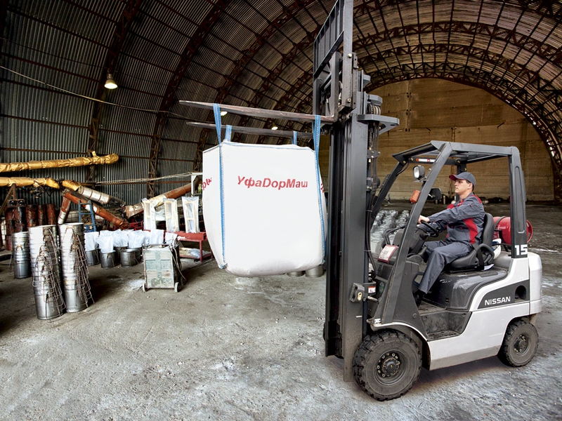 Склад завода "УфаДорМаш" Склад завода "УфаДорМаш"